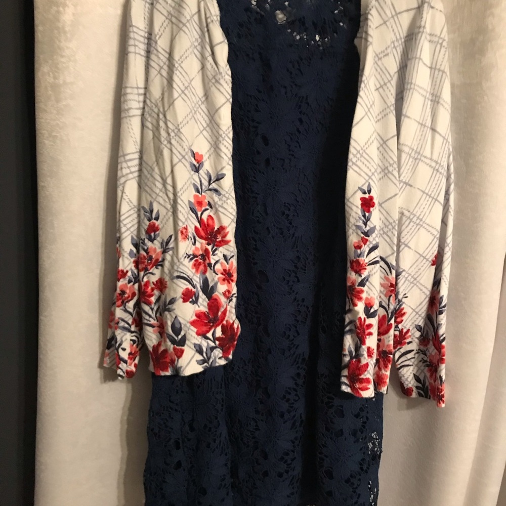 Karen Scott Cardigan size L